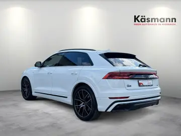 AUDI Q8 45TDI quattro 2xS line MATRIX PANO AHK LUFT