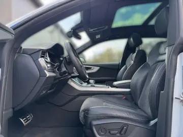 AUDI Q8 45TDI quattro 2xS line MATRIX PANO AHK LUFT