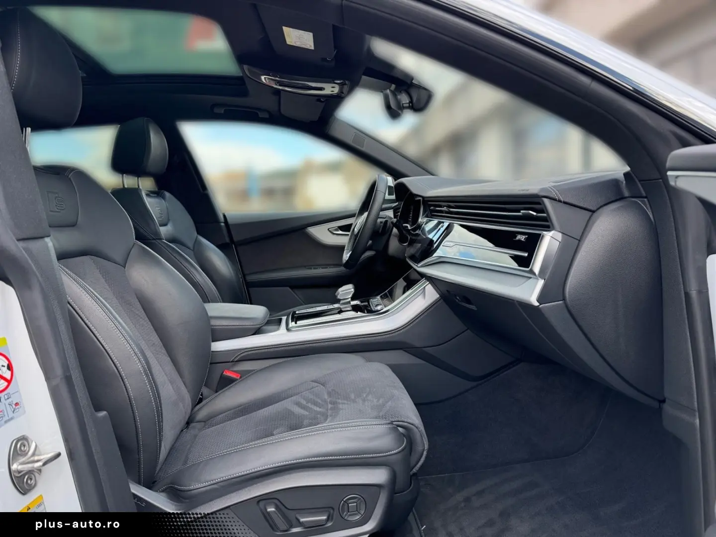 AUDI Q8 45TDI quattro 2xS line MATRIX PANO AHK LUFT