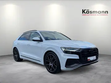 AUDI Q8 45TDI quattro 2xS line MATRIX PANO AHK LUFT