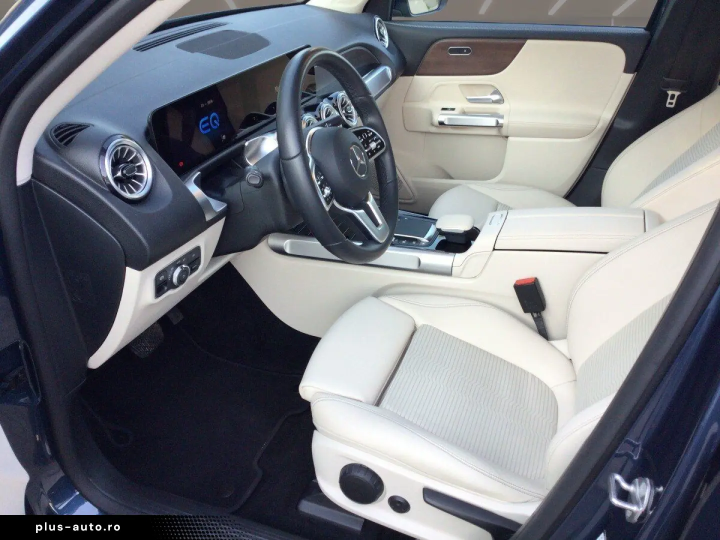 MERCEDES-BENZ EQB 300 4M Progressive Navi PanoDa Dis&hellip;