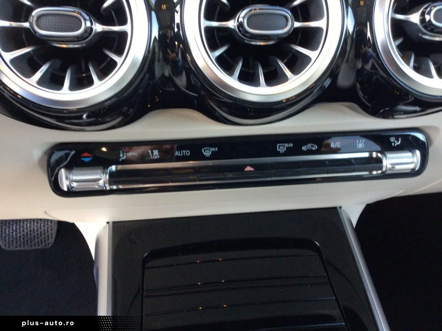 MERCEDES-BENZ EQB 300 4M Progressive Navi PanoDa Dis&hellip;