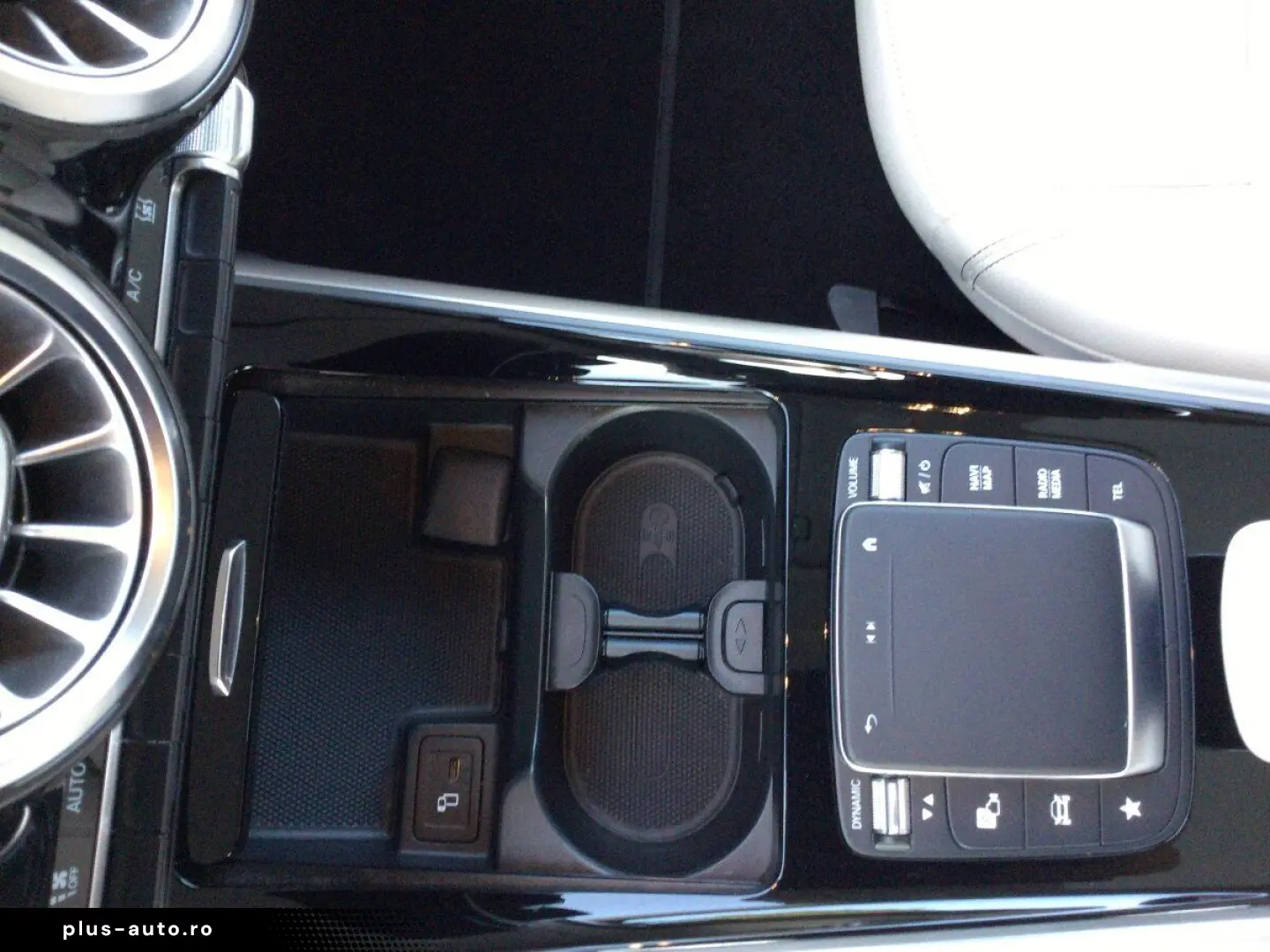 MERCEDES-BENZ EQB 300 4M Progressive Navi PanoDa Dis&hellip;