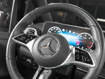 MERCEDES-BENZ V 300 V V 300 d 4MATIC EXCLUSIVE lang AIRMATIC