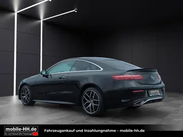 MERCEDES-BENZ E 200 360 KAMERA PANO WIDESCREEN AMG LINE