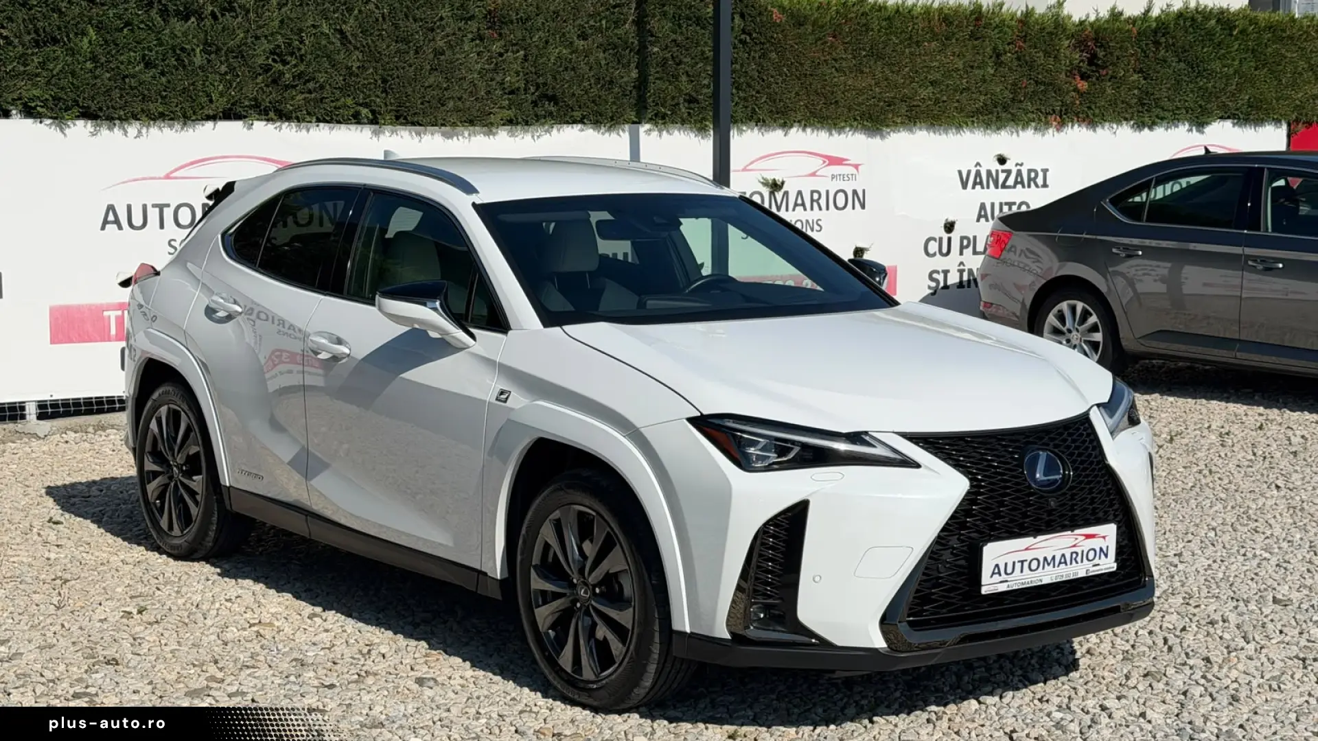 Lexus UX 250H F SPORT