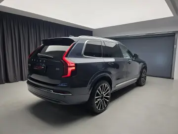 Volvo XC90 Ultra Bright B5 AWD