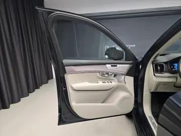 Volvo XC90 Ultra Bright B5 AWD