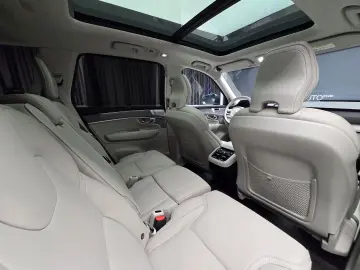 Volvo XC90 Ultra Bright B5 AWD