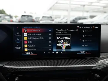 BMW M240i xDrive NAVI H K KAMERA LEDER SHZ PDC KLIMA