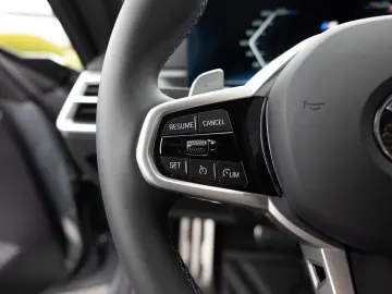 BMW M240i xDrive NAVI H K KAMERA LEDER SHZ PDC KLIMA