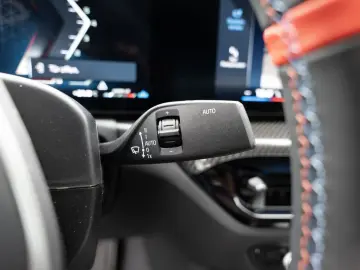 BMW M240i xDrive NAVI H K KAMERA LEDER SHZ PDC KLIMA