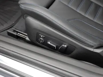 BMW M240i xDrive NAVI H K KAMERA LEDER SHZ PDC KLIMA