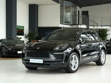 PORSCHE Macan T SPORT-CHRONO PANO BOSE PDLS  KAM 1.HAND