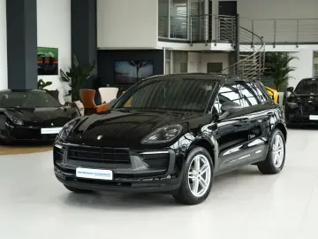 PORSCHE Macan T SPORT-CHRONO PANO BOSE PDLS  KAM 1.HAND
