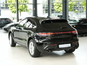 PORSCHE Macan T SPORT-CHRONO PANO BOSE PDLS  KAM 1.HAND