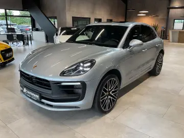PORSCHE Macan GTS AHK BOSE PASM Pano 21  360