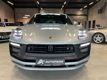 PORSCHE Macan GTS AHK BOSE PASM Pano 21  360