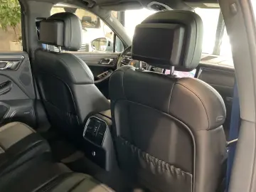 PORSCHE Macan GTS AHK BOSE PASM Pano 21  360