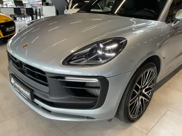 PORSCHE Macan GTS AHK BOSE PASM Pano 21  360