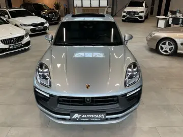 PORSCHE Macan GTS AHK BOSE PASM Pano 21  360