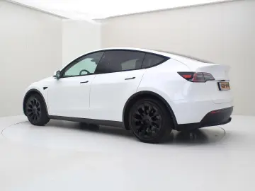 TESLA Model Y Standard RWD Plus 351pk 94 8% SoH [ HW4