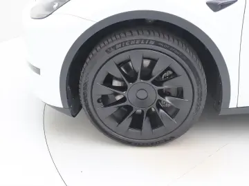 TESLA Model Y Standard RWD Plus 351pk 94 8% SoH [ HW4