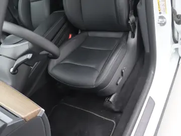 TESLA Model Y Standard RWD Plus 351pk 94 8% SoH [ HW4