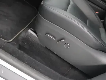 TESLA Model Y Standard RWD Plus 351pk 94 8% SoH [ HW4