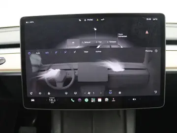 TESLA Model Y Standard RWD Plus 351pk 94 8% SoH [ HW4