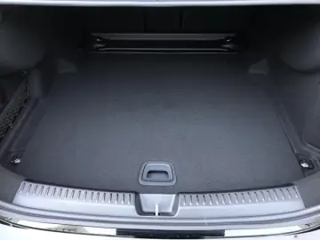 Mercedes-Benz E 450 d 4MATIC AMG MBUX Superscreen Burm AHK