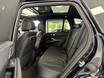 BMW X5 50 e xDrive M-Sport Pro PANO H K LUFT 360