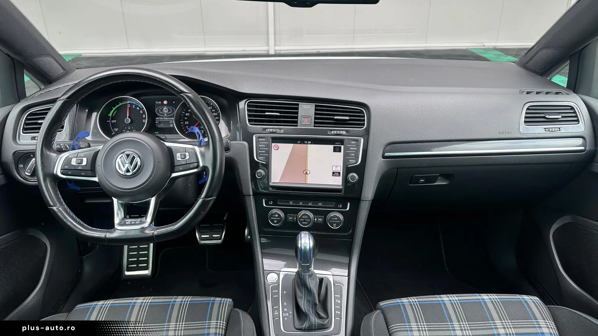 Volkswagen Golf 7 GTE Hibrid 1.4 Benzina 150 CP An 2016