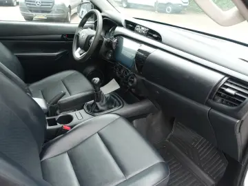 TOYOTA Hilux 2.4 DoubleCab OFFROAD 4x4