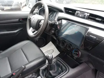 TOYOTA Hilux 2.4 DoubleCab OFFROAD 4x4