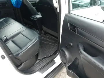 TOYOTA Hilux 2.4 DoubleCab OFFROAD 4x4