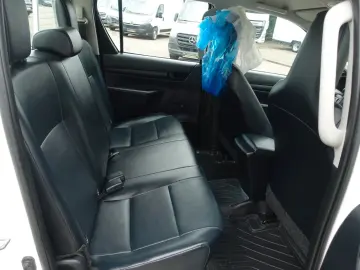 TOYOTA Hilux 2.4 DoubleCab OFFROAD 4x4
