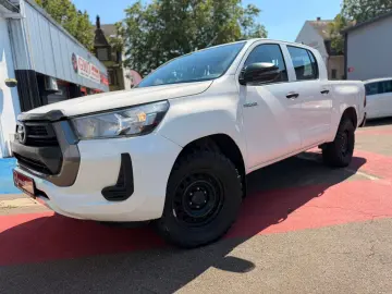 TOYOTA Hilux Double Cab Duty 4x4   TÜV NEU