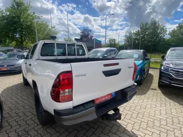 TOYOTA Hilux Double Cab Duty 4x4   KLIMA  6-GANG EURO6