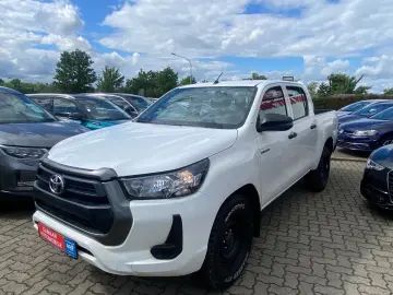 TOYOTA Hilux Double Cab Duty 4x4   KLIMA  6-GANG EURO6