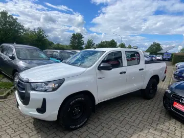 TOYOTA Hilux Double Cab Duty 4x4   KLIMA  6-GANG EURO6