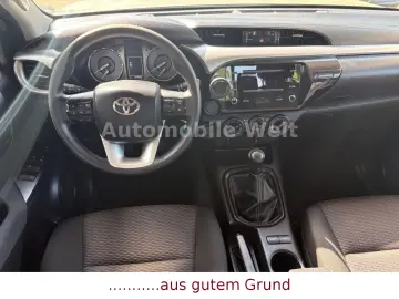 TOYOTA Hilux Double Cab Duty 4x4 Seilwinde All-Terrain