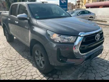 TOYOTA Toyota Hilux 2.4 D-4D 4WD 4 porte Double Cab Com