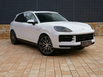PORSCHE Cayenne E-Hybrid