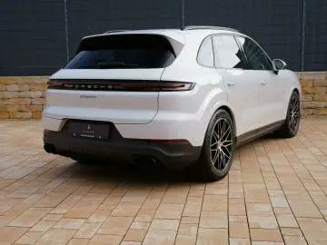 PORSCHE Cayenne E-Hybrid