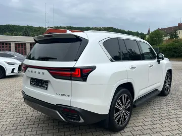 LEXUS LX 500d Luxury.HUD.Soft-Close.Voll.Mark-Levins.