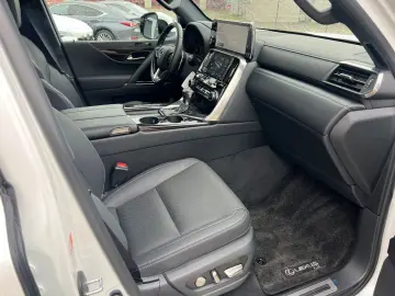 LEXUS LX 500d Luxury.HUD.Soft-Close.Voll.Mark-Levins.