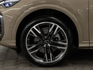 AUDI Q5 SUV TDI quattro 150 kW S line S tronic