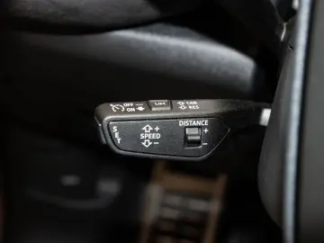 AUDI Q5 SUV TDI quattro 150 kW S line S tronic