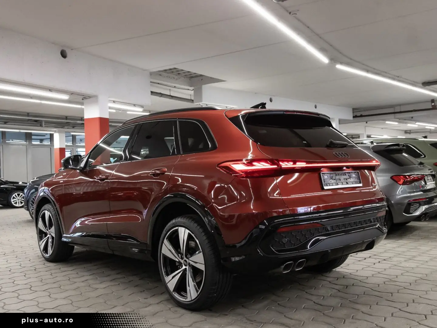 AUDI Q5 TDI quattro 150 kW S line S tronic